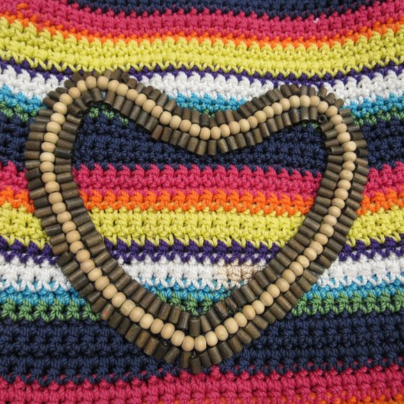 Lina Striped Rainbow Crochet Crossbody Bag Heart - Picture 3 of 8